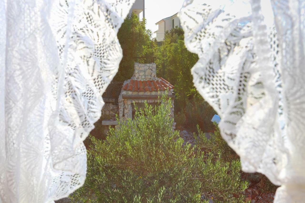 Villa Uno Τρογκίρ Εξωτερικό φωτογραφία