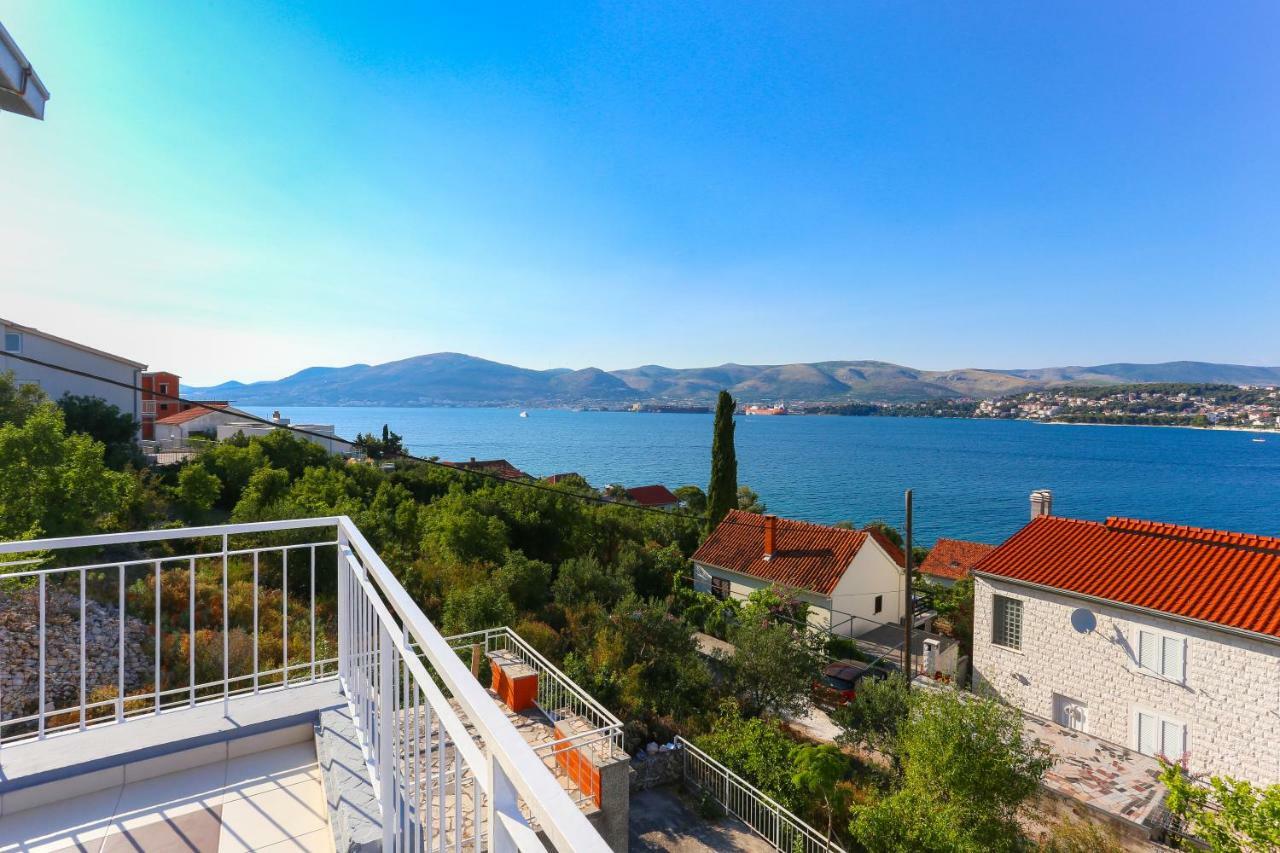Villa Uno Τρογκίρ Εξωτερικό φωτογραφία