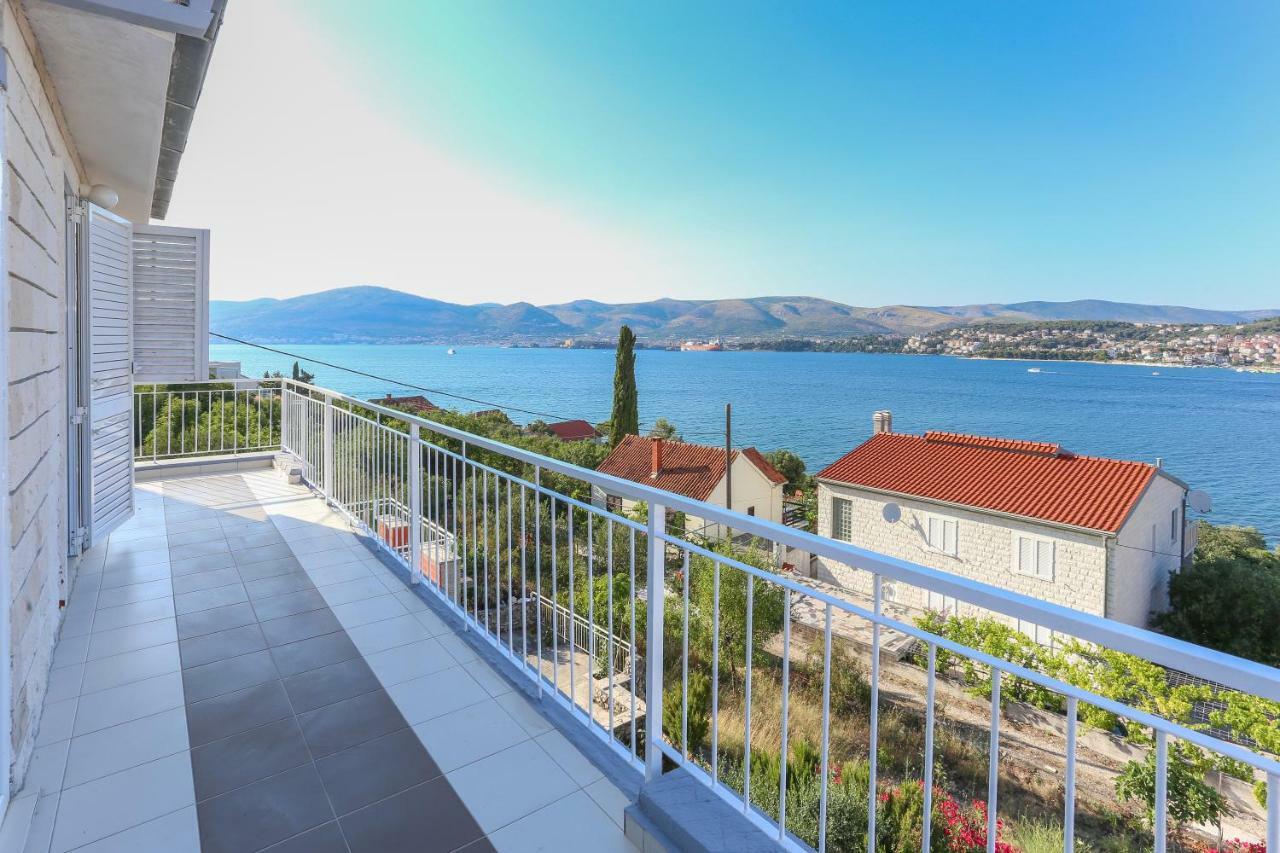 Villa Uno Τρογκίρ Εξωτερικό φωτογραφία